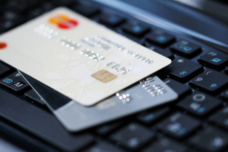 Как получить кредитную карту через Интернет (онлайн)?